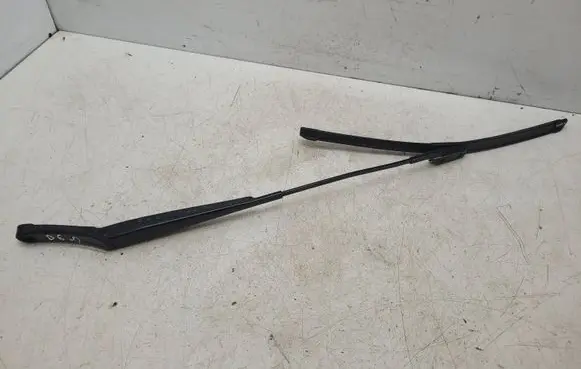 Volkswagen PASSAT B6 Windshield/front glass wiper blade 