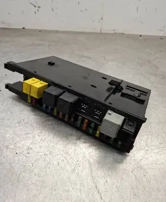 Mercedes-Benz E W211 Comfort/convenience module 2115458601 5DK00804728