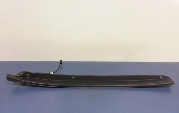 Jeep Grand Cherokee Side skirt rear trim 68165049