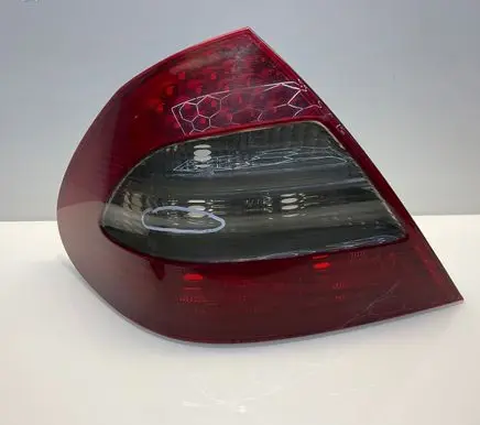 Mercedes-Benz E W211 Rear/tail lights A2118202564 2118202564