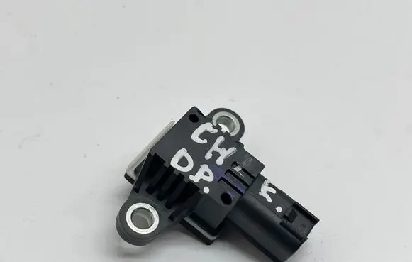 Jeep Grand Cherokee WL Airbag deployment crash/impact sensor 68370843AA 62199F
