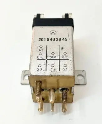 Mercedes-Benz SL R129 ABS relay A2015403845 2015403845