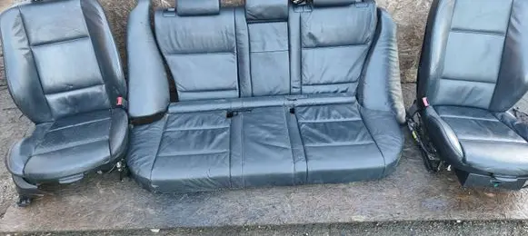 Seat set
