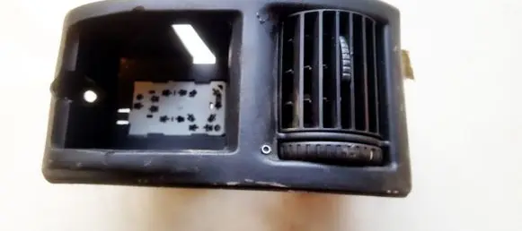 Opel Astra G Dash center air vent grill 90560336