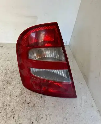 Skoda Fabia Mk1 (6Y) Rear/tail lights 6Y6945095 ZSB6Y6945095