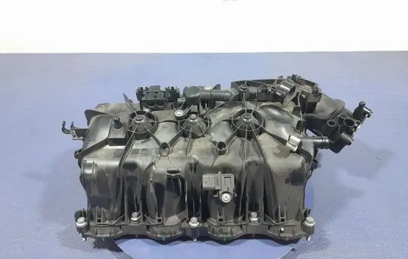 BMW Z4 E85 E86 Intake manifold 8647975