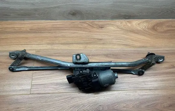Skoda Superb B5 (3U) Front wiper linkage and motor 8D1955605B