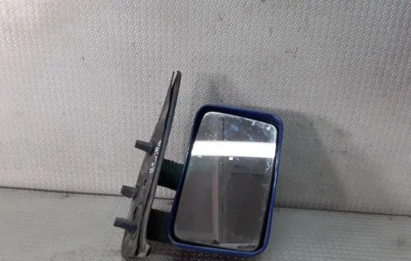Manual wing mirror