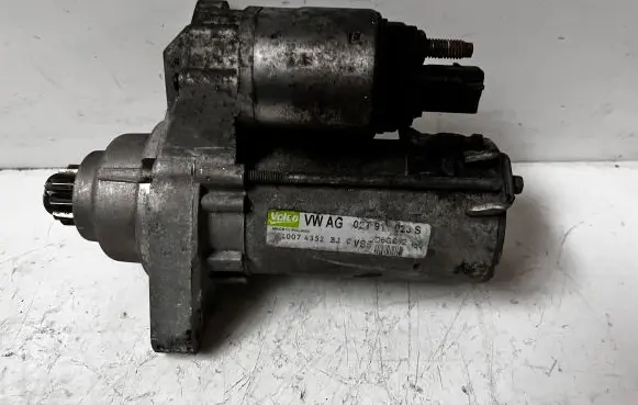Volkswagen Golf V Starter motor 02T911023S D6GS12