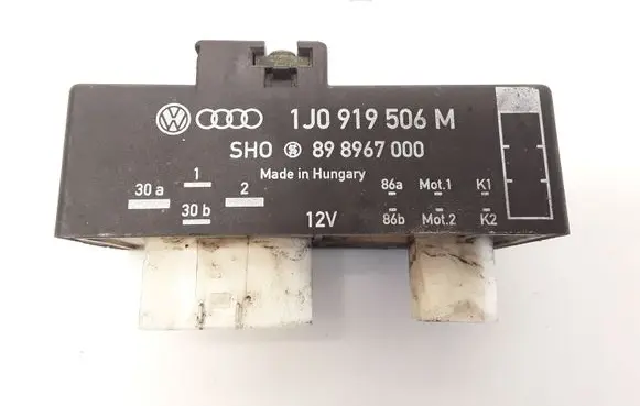 Coolant fan relay