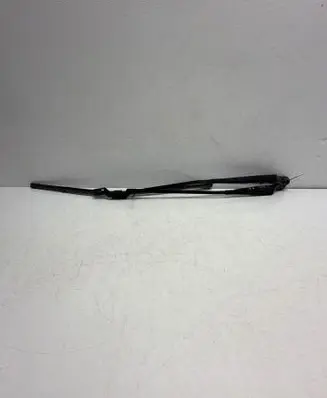 Peugeot 3008 I Front wiper blade arm 9672059480