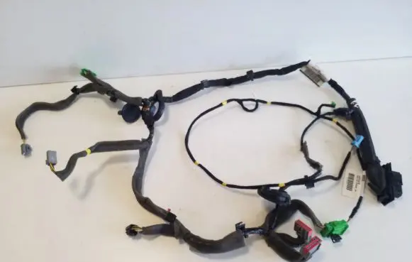 Volvo V40 Cross country Front door wiring loom 31374040 31334111