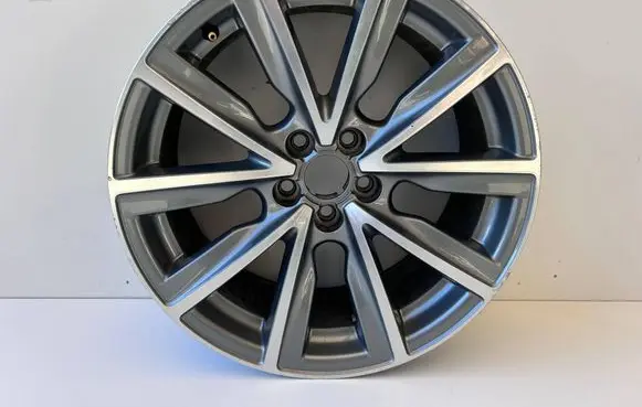 Audi A1 R17 alloy rim 8X0601025AT