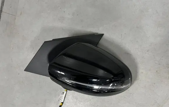 Mercedes-Benz B W247 Front door electric wing mirror A2478101138 22486009 4029210