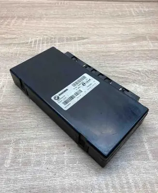 BMW 5 E60 E61 Gateway control module 6985363