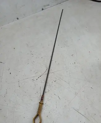 Suzuki Grand Vitara I Oil level dip stick 