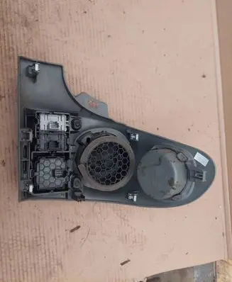 Renault Trafic III (X82) Dashboard side air vent grill/cover trim 683112651R 93452465 6831101