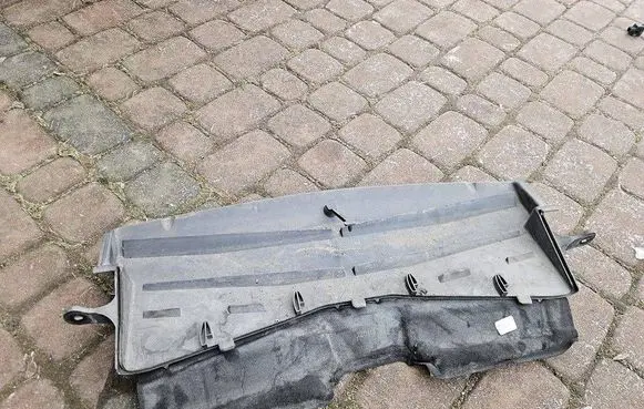 Opel Zafira C Air intake duct part 13301668