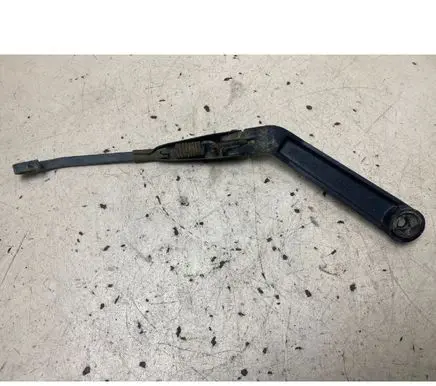 Nissan X-Trail T30 Rear wiper blade arm 12001