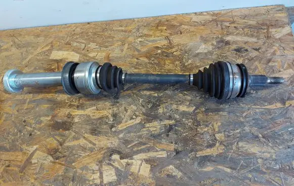 Volkswagen Transporter - Caravelle T5 Front driveshaft 