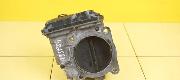 Lexus GS 300 350 430 450H Throttle body valve 2203031040 2GRFSE
