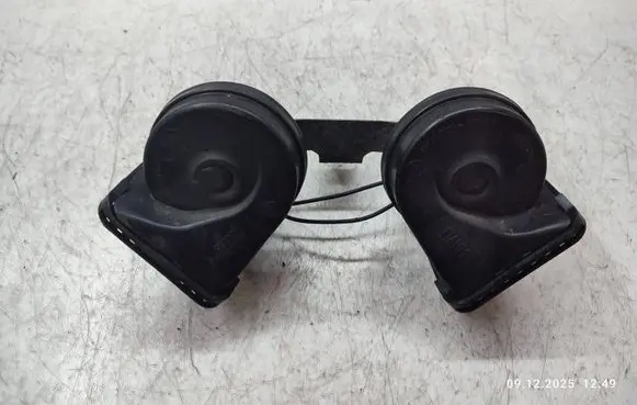 Jaguar XJ X351 Horn signal aw9313a803ab