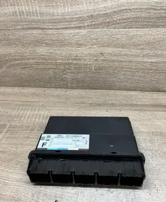 Ford Focus Comfort/convenience module 1S7T15K600FC 5WK48730E