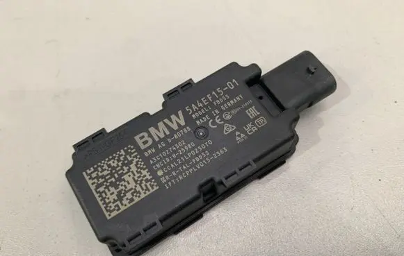 BMW 7 G70 Radio antenna 5A4EF15