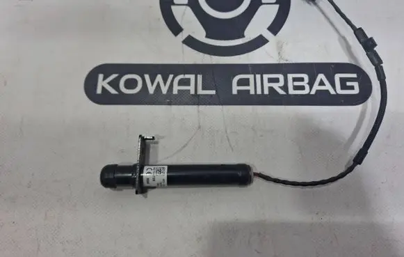 Land Rover Evoque II Bonnet Pedestrian Airbag Actuator J9C316E634AC 2006543