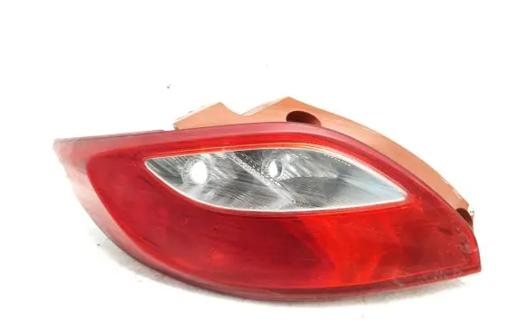 Mazda 2 Rear/tail lights D65151160