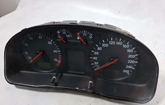 Volkswagen PASSAT B5 Speedometer (instrument cluster) 3B0919881FX 110308794006