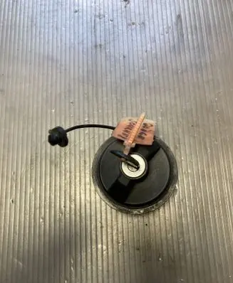 Fuel tank cap