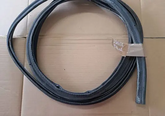 Dacia Dokker Rear door rubber seal (on body) 