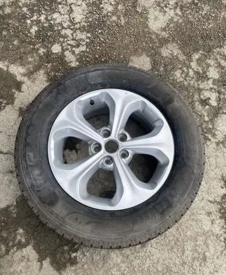 KIA Sorento R17 alloy rim 529102P270