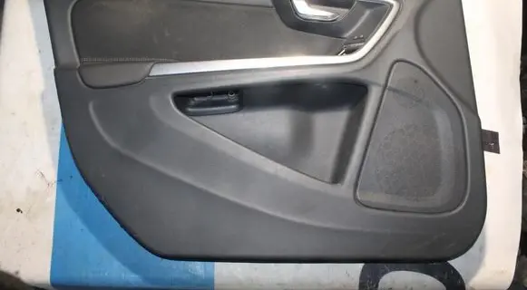 Volvo V60 Front door card panel trim 8686852