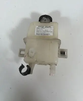 Toyota C-HR I Coolant expansion tank/reservoir 