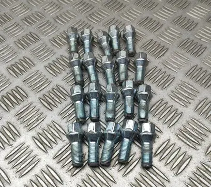 Mercedes-Benz EQB Nuts/bolts A0009901807