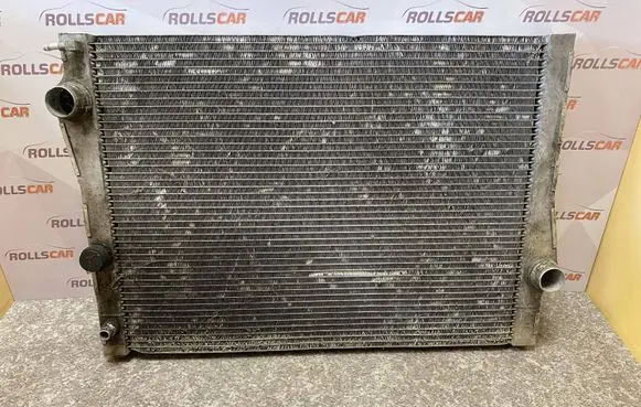 BMW X5 E70 Coolant radiator 17111753347204