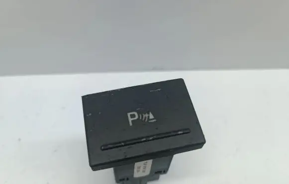 Volkswagen Touareg I Parking (PDC) sensor switch 7L6919281