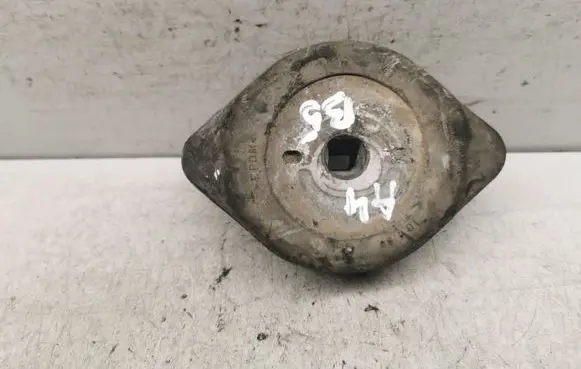 Audi A4 S4 B5 8D Gearbox mount 8D0399151J