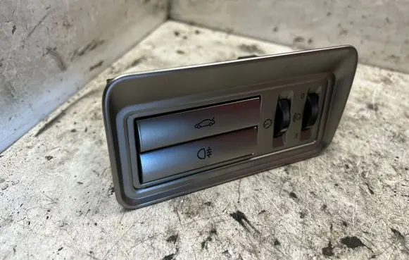 Jaguar XF Seat control switch 8X2311654BC