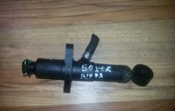 Peugeot Boxer Clutch master cylinder 1331560080