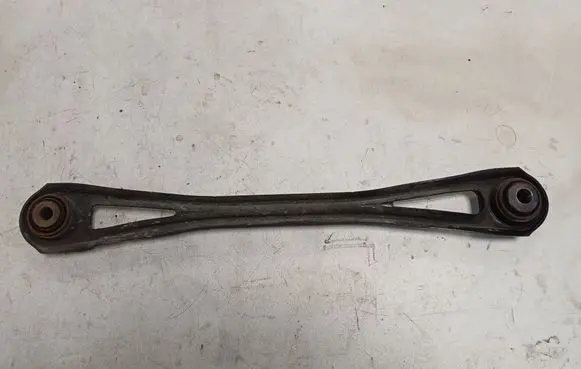 Volkswagen Touareg I Rear control arm