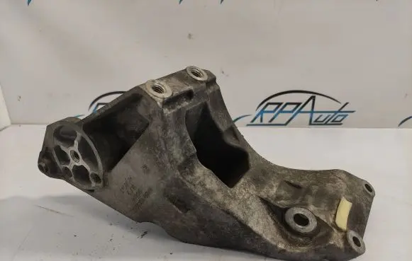 Jaguar XF Engine mounting bracket 4R8Q10239DE D04YA