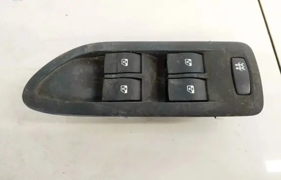 Renault Laguna II Electric window control switch 26515
