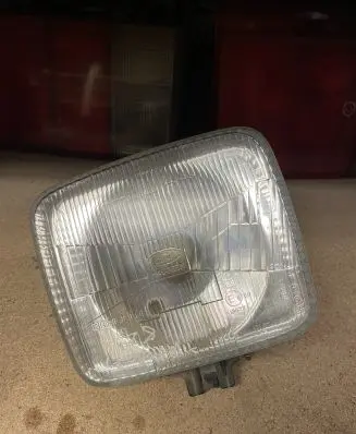 Ford Transit II Headlight/headlamp 13577 13578