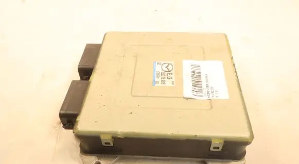 Mazda 5 Engine control unit/module ECU L82318881B