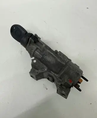 Volkswagen Polo Ignition lock 4B0905851C