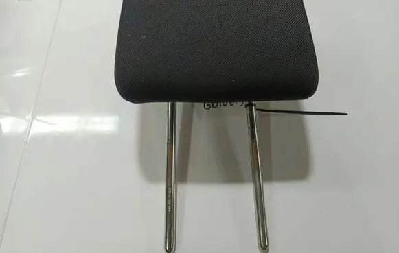 Mazda 2 Front seat headrest 