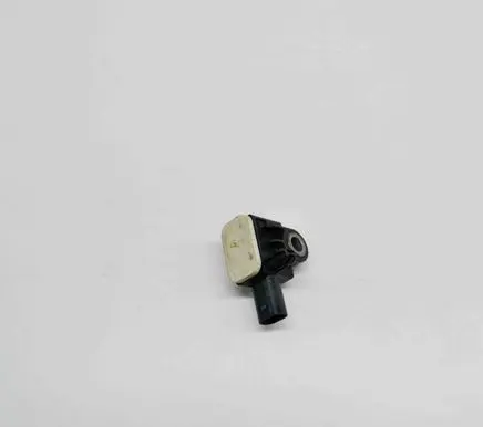 Mercedes-Benz B W246 W242 Airbag deployment crash/impact sensor 56054085AA A1668210151